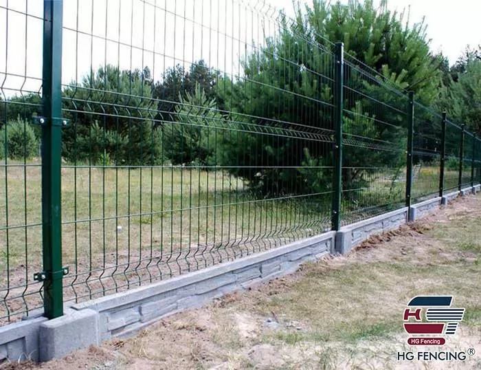 V Mesh Fence with Square Post